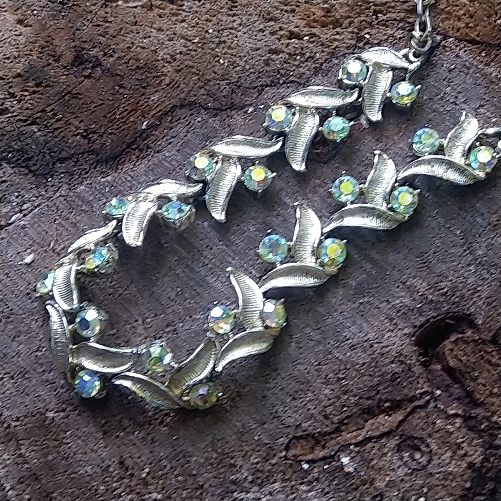 Vintage Coro Aurora Borealis Rhinestone Necklace